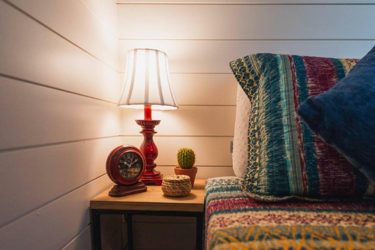 The Hacienda Beautiful New Container 12 Min To Magnolia Waco